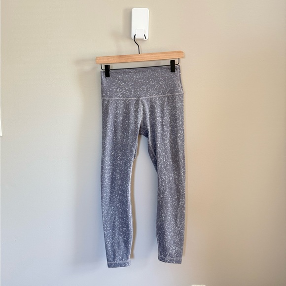 Lululemon • Wunder Under High Rise Tight 25” Heathered Speckle Grey Size 6 - Picture 2 of 8